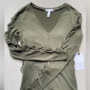 Leith criss cross open sleeve midi dress size xs